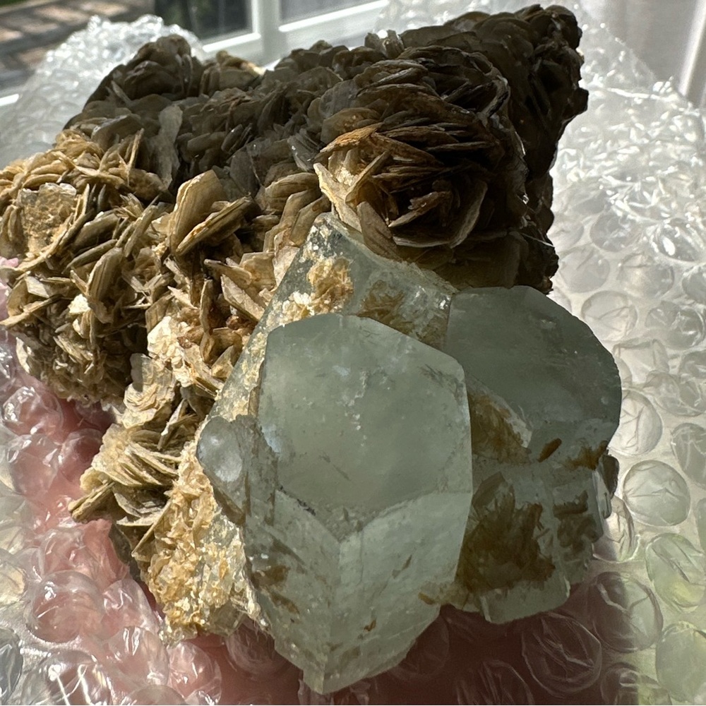 Natural Beryl Aquamarine Crystal